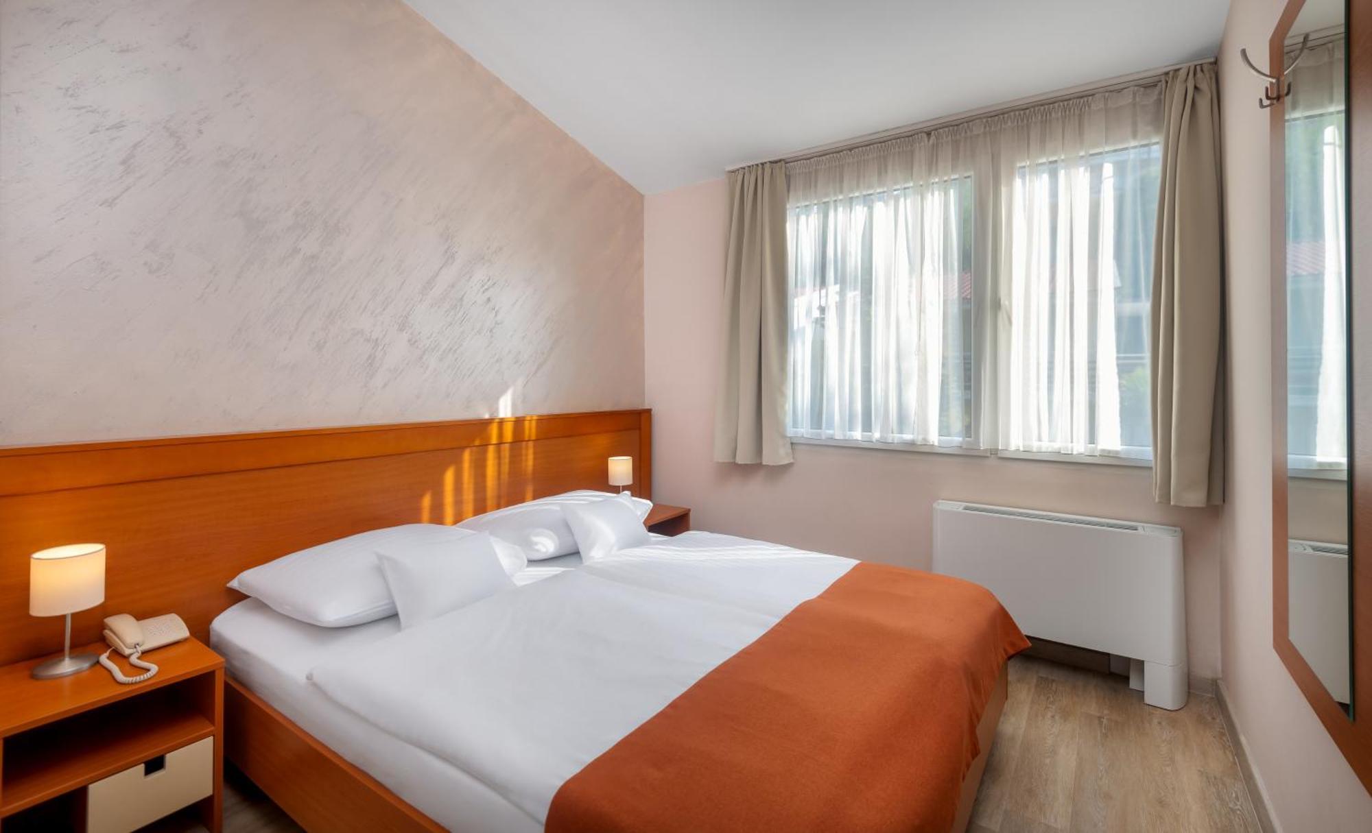 Hunguest Hotel Sun Resort Χέρτσεγκ Νόβι Εξωτερικό φωτογραφία