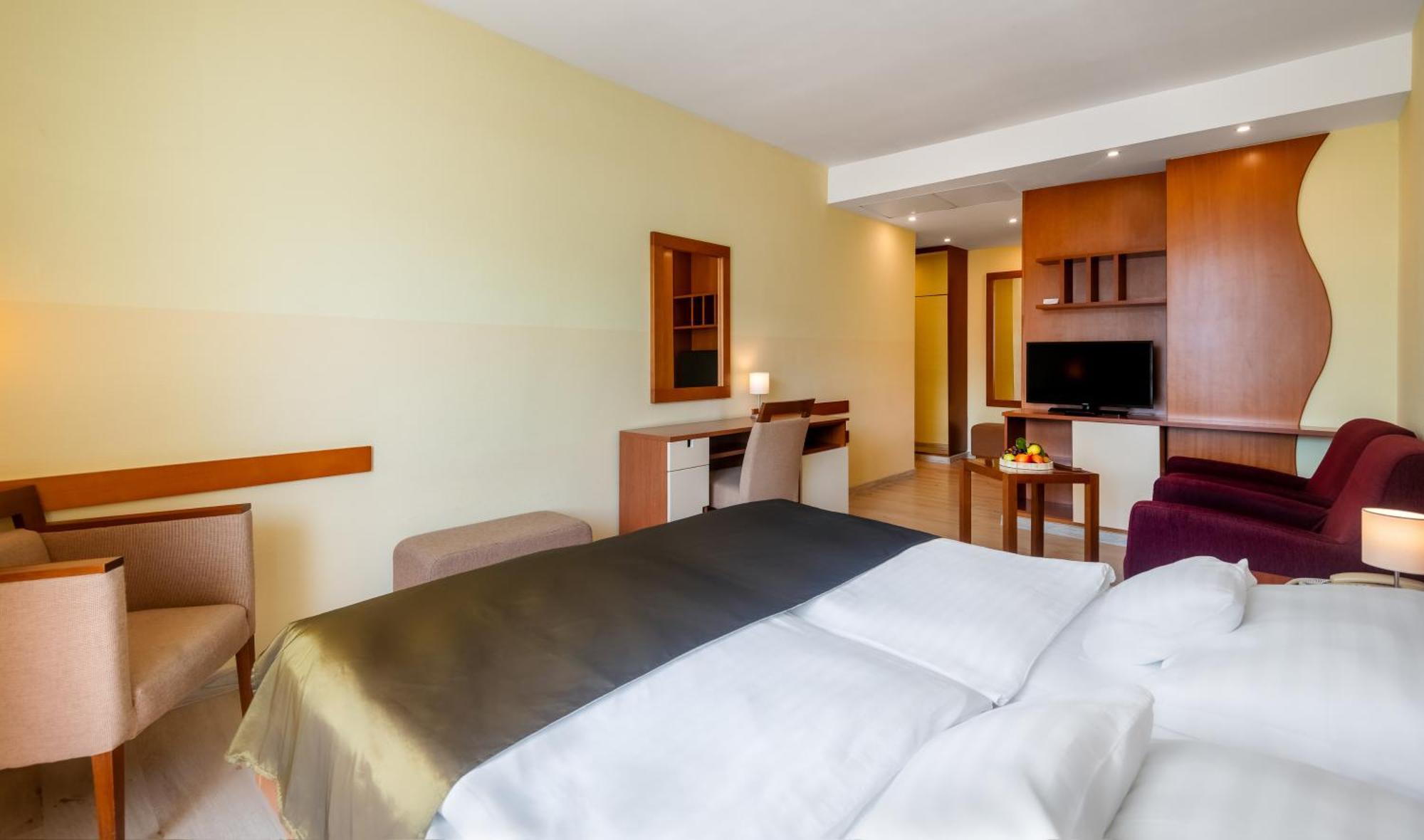 Hunguest Hotel Sun Resort Χέρτσεγκ Νόβι Εξωτερικό φωτογραφία